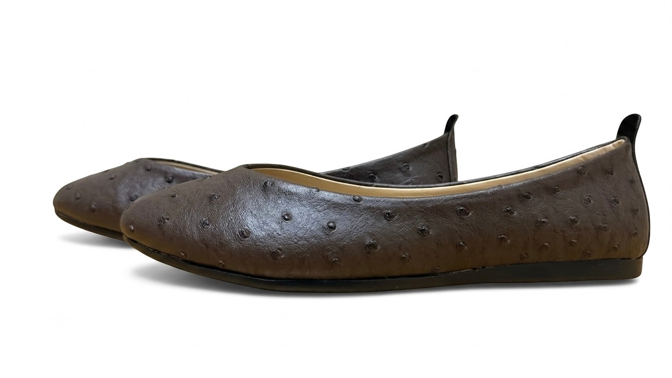 Mocha Dot Flat