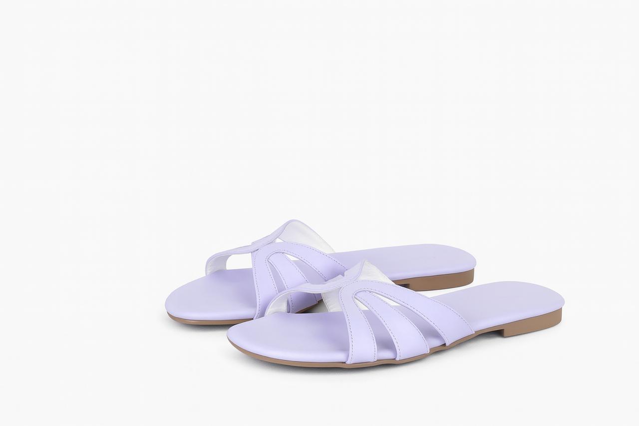 Lavender Curved cross sandal